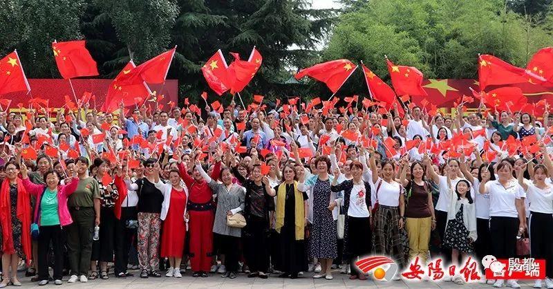 被阿拉伯帝国统治数百年,为何伊朗没有被阿拉伯同化只改了信仰?